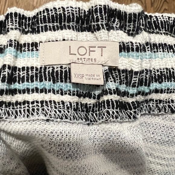 LOFT Knit Skirt - Picture 4 of 5